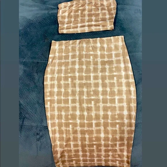 Two piece Tan Dress - Picture 1 of 1